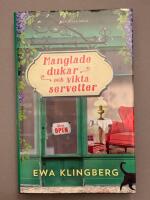 Manglade dukar och vikta servetter