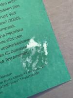 Bland hobbyepidemiologer och expertmyndigheter : en resa i pandemins Sverige