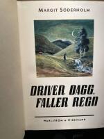 Driver dagg, faller regn