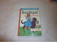 Angelique och hennes hund