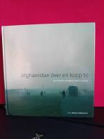 Afghanistan &ouml;ver en kopp te : 46 kr&ouml;nikor av Nancy Hatch Dupree