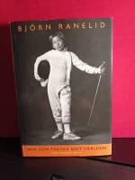 Min son f&auml;ktas mot v&auml;rlden