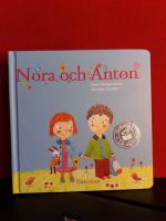 Nora p&aring; f&ouml;rskolan ; Anton sover &ouml;ver