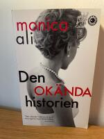 Den ok&auml;nda historien