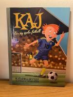 Kaj l&auml;r sig spela fotboll