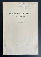 De kommunala vapenbilderna.