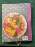 S&ouml;tt sweet dulce : desserter fr&aring;n n&auml;r och fj&auml;rran