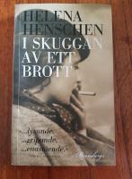 I skuggan av ett brott