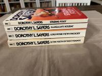 Striding Folly , Lord Peter Views the Body , Hangmans Holiday och In Teeth of the Evidence 