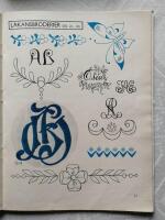 V&aring;rt Hems nya M&auml;rkbok med monogram i gammal och modern stil