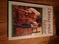 Dansa med h&auml;star : kommunikation genom kroppsspr&aring;k : samlad ridning p&aring; h&auml;ngande tygel