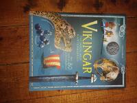 Vikingar : faktabok med klisterm&auml;rken