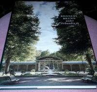 Ronneby brunn under trehundra &aring;r : 1705-2005 / [redakt&ouml;r: Lis Hogdal].