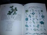 En svensk naturdagbok / Lena Larsson.