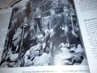 Skogvaktaren 1889-1989 / Rune Svensk ; utgiven av Sveriges skogstj&auml;nstemannaf&ouml;rening i samband med f&ouml;reningens 100-&aring;rsjubileum.