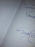 Fr&auml;mmande str&auml;nder : med flugsp&ouml; i nordliga vatten AUTOGRAF