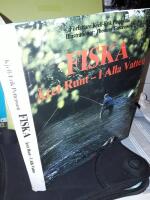 Fiska : &aring;ret runt - i alla vatten / Kjell-Erik Pettersson ; teckningar: Thommy Gustavsson.