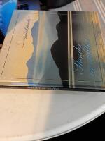 "Klassiska Musikstunder" " (16 album - en CD + guidebok i varjealbum): Ett urval av samlingar av klassisk musik i en BOX SET.