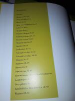 En bok om Sverige / Thomas Eriksson, G&ouml;ran Uggla ; [fotografier: Beppe Arvidsson ... ; granskare: Margareta Elg].