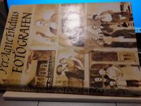 Fotografen / Per Agne Erkelius.