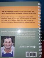 (2 svampb&ouml;cker) Hitta r&auml;tt i svampskogen : expertens r&aring;d om vilka svampar som v&auml;xer var / Bo Nyl&eacute;n + Svampar i naturen / bild: Bo Mossberg ; text: Sven Nilsson, Olle Persson.