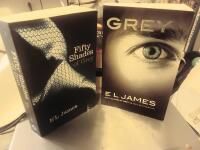Fifty Shades of Grey + Grey (2-pocket books, English)