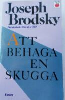 Att behaga en skugga : valda ess&auml;er