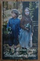 Glasbl&aring;sarns barn