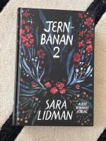 Jernbanan vol. 2, Den underbare mannen ; J&auml;rnkronan ; Lifsens rot ; Oskuldens minut