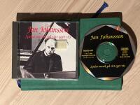 Spelar musik p&aring; sitt eget vis