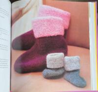 Mjuka strumpor, varma t&aring;r : fler &auml;n 25 klassiska och busiga stickm&ouml;nster