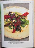 Hannus jordiga - vegetariska recept fr&aring;n min k&ouml;kstr&auml;dg&aring;rd - signerad