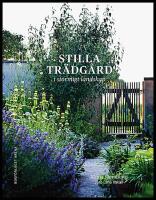 Stilla tr&auml;dg&aring;rd i stormigt landskap