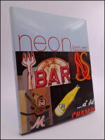 Neon : Eldskrift i natten
