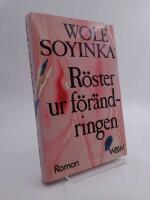 R&ouml;ster ur f&ouml;r&auml;ndringen : [roman]