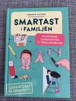 Smartast i familjen : kluringar, tanken&ouml;tter och trolleritricks