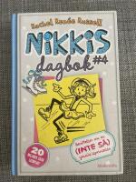 Nikkis dagbok #4 : ber&auml;ttelser om en (inte s&aring;) graci&ouml;s skridskoprinsessa