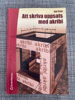 Att skriva uppsats med akribi