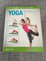 Tr&auml;ningsguiden : Yoga - med tydliga steg f&ouml;r steg-bilder