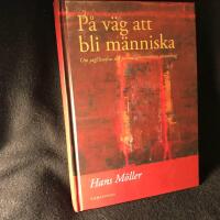 P&aring; v&auml;g att bli m&auml;nniska : om jagfilosfins och personlighetstankens utveckling