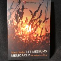 Ett mediums memoarer : och andliga utveckling