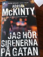 Jag h&ouml;r sirenerna p&aring; gatan
