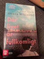 D&auml;r livet &auml;r fullkomligt