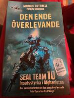 Den ende &ouml;verlevande : &ouml;gonvittnesber&auml;ttelsen om Operation Red Wings och de stupade hj&auml;ltarna i SEAL Team 10
