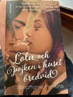 Lola och pojken i huset bredvid