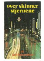 Over skinner stjernerna Taler fra lydb&aring;ndopptak