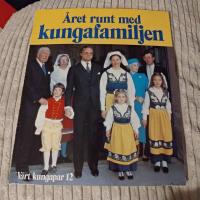 V&aring;rt kungapar : &aring;ret som g&aring;tt med den kungliga familjen 1987