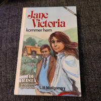 Jane Victoria kommer hem