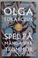 Spel p&aring; m&aring;nga sm&aring; trummor