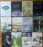 Samlade skrifter: Aniara, N&auml;sslorna blomma, Naturess&auml;er, Resor utan m&aring;l, Kap farv&auml;l, V&auml;gen ut, Dikter 1929-1973, V&auml;gen till Klockrike, De tusen dikternas bok, Den f&ouml;rlorade jaguaren, Dramatik och Poetiska t&ouml;rnbuskar i m&auml;ngd